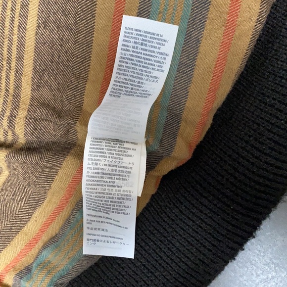 Authentic Hollister Palm Canyon Distressed Leather Jacket. - Picture 7 of 16